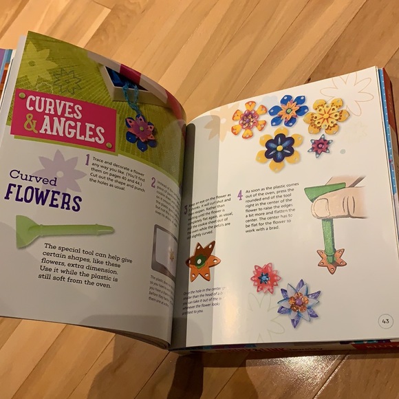 Klutz Shrink & Link Jewelry - craft (make your own jewelry) - Picture 13 of 16